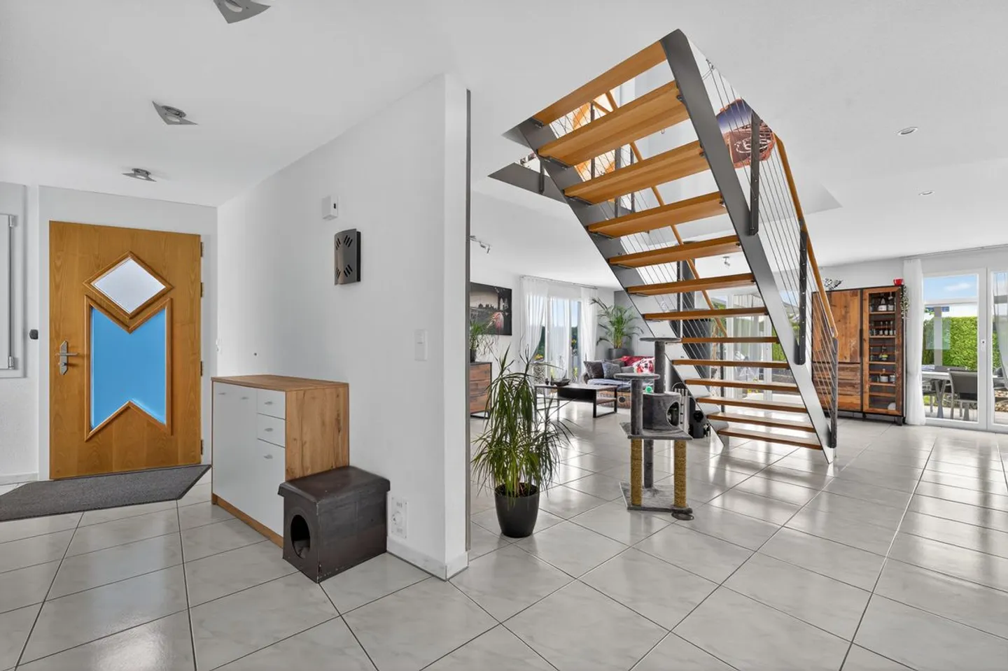 Casa unifamiliare indipendente con vista panoramica, piscina e giardino - efficiente dal punto di vista energetico e situata in posizione tranquilla - Foto 3 di 10