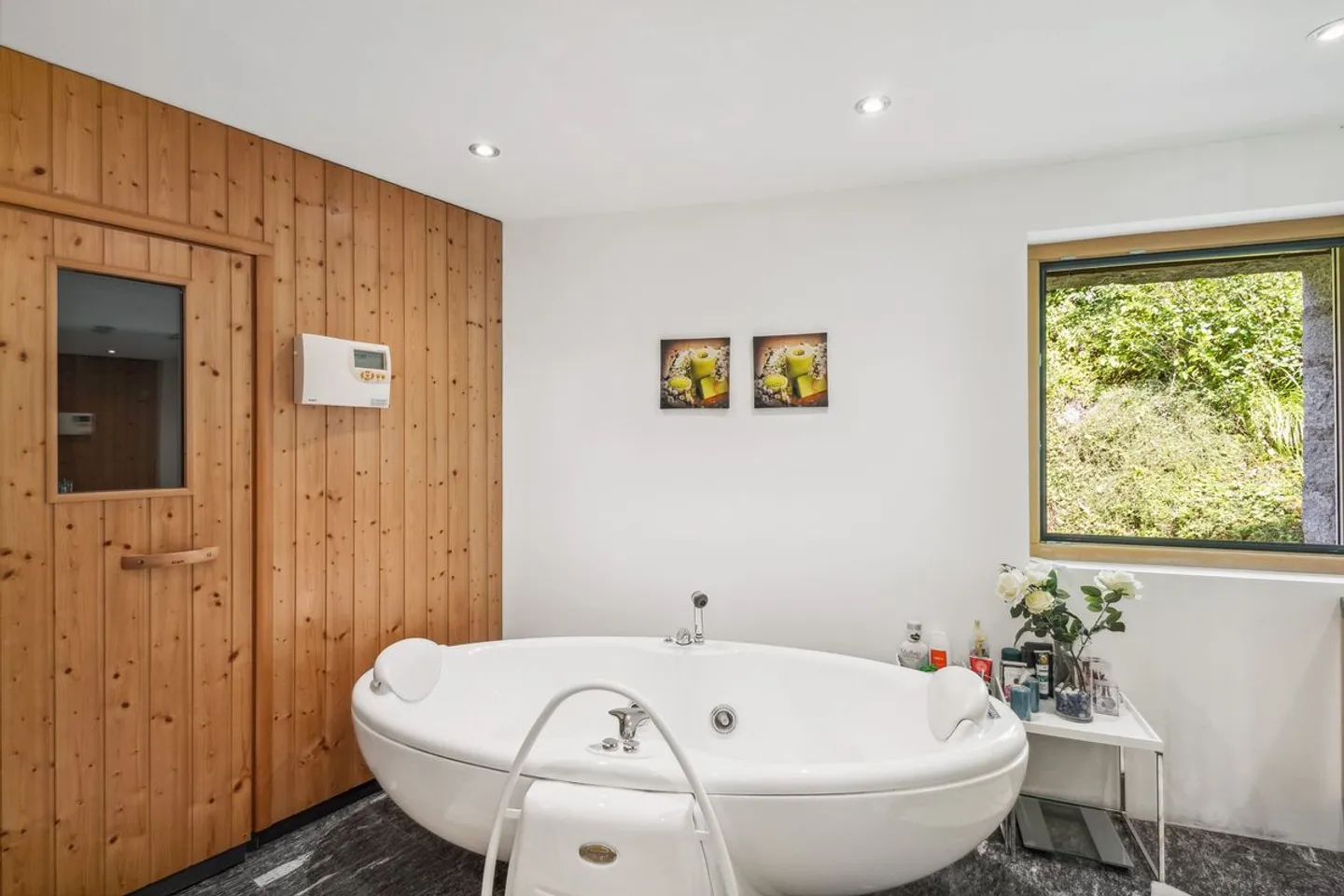Villa con piscina e rustico annesso - Foto 10 di 13