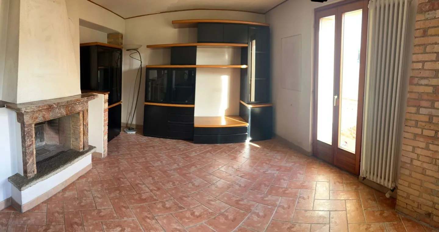 Stabio Appartement de 2,5 pièces avec cheminée en marbre d'Arzo - Photo 8 sur 11