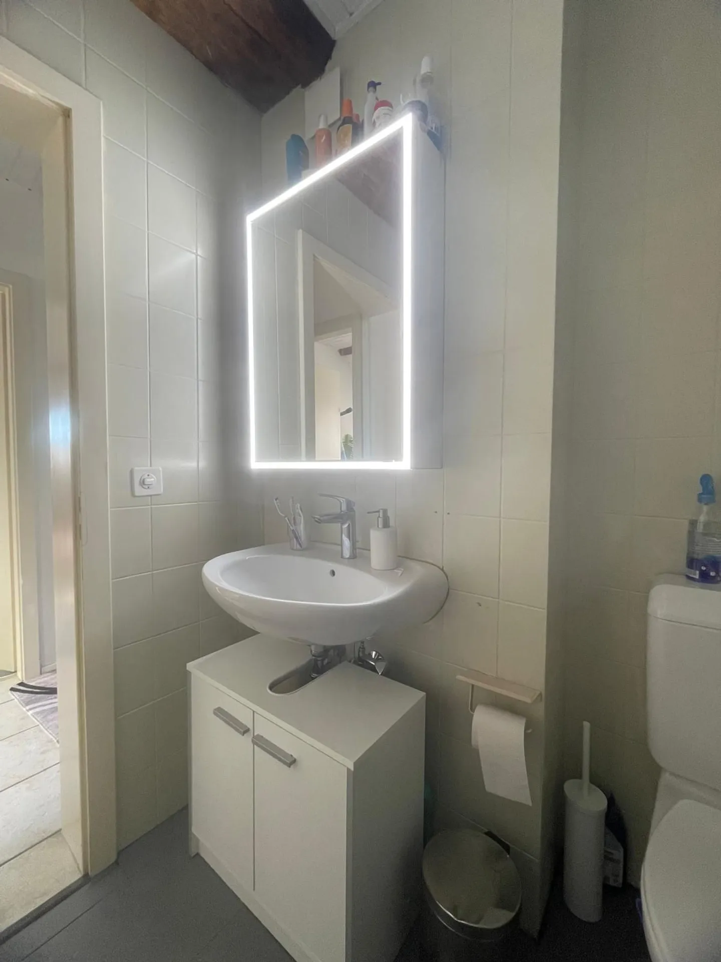 Appartement sous les toits rénové, charme et confort à Semsales - Photo 8 sur 9