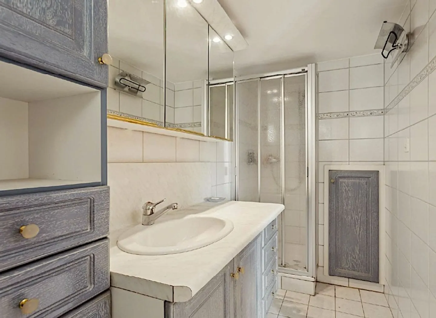 Grande casa indipendente di 325 m2 divisa in due appartamenti. Ideale per due famiglie vicine. - Foto 10 di 13