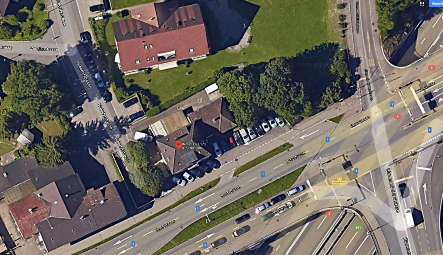 PARKPLATZ AN HOCH FREQUENTIERTER LAGE - Foto 4 von 5