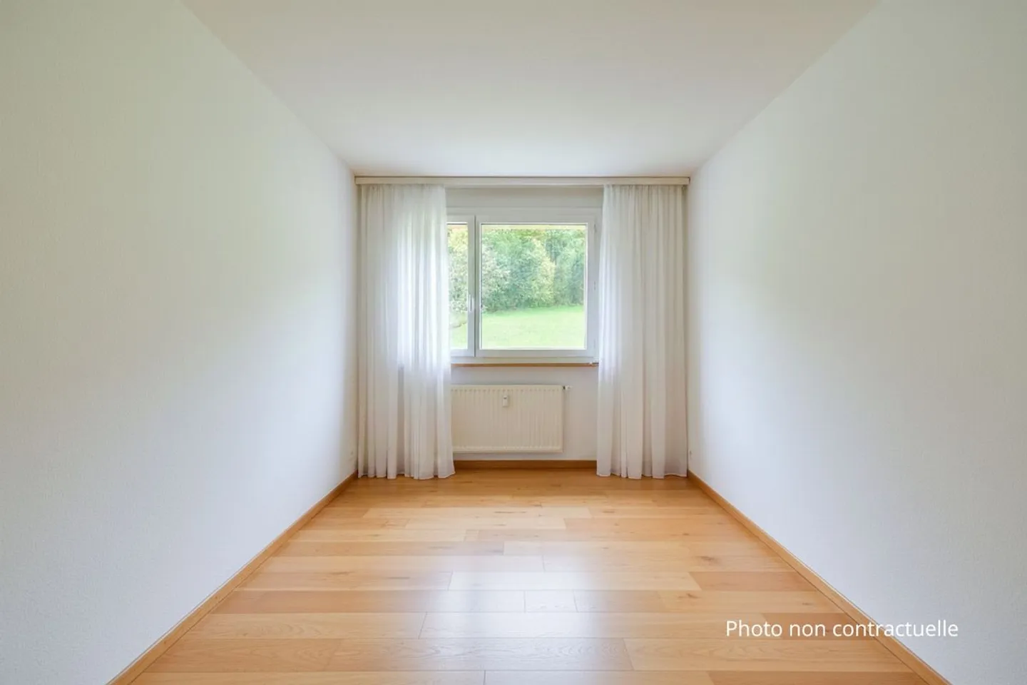 Bright 4.5-room apartment with balcony and parking space - Photo 7 of 10