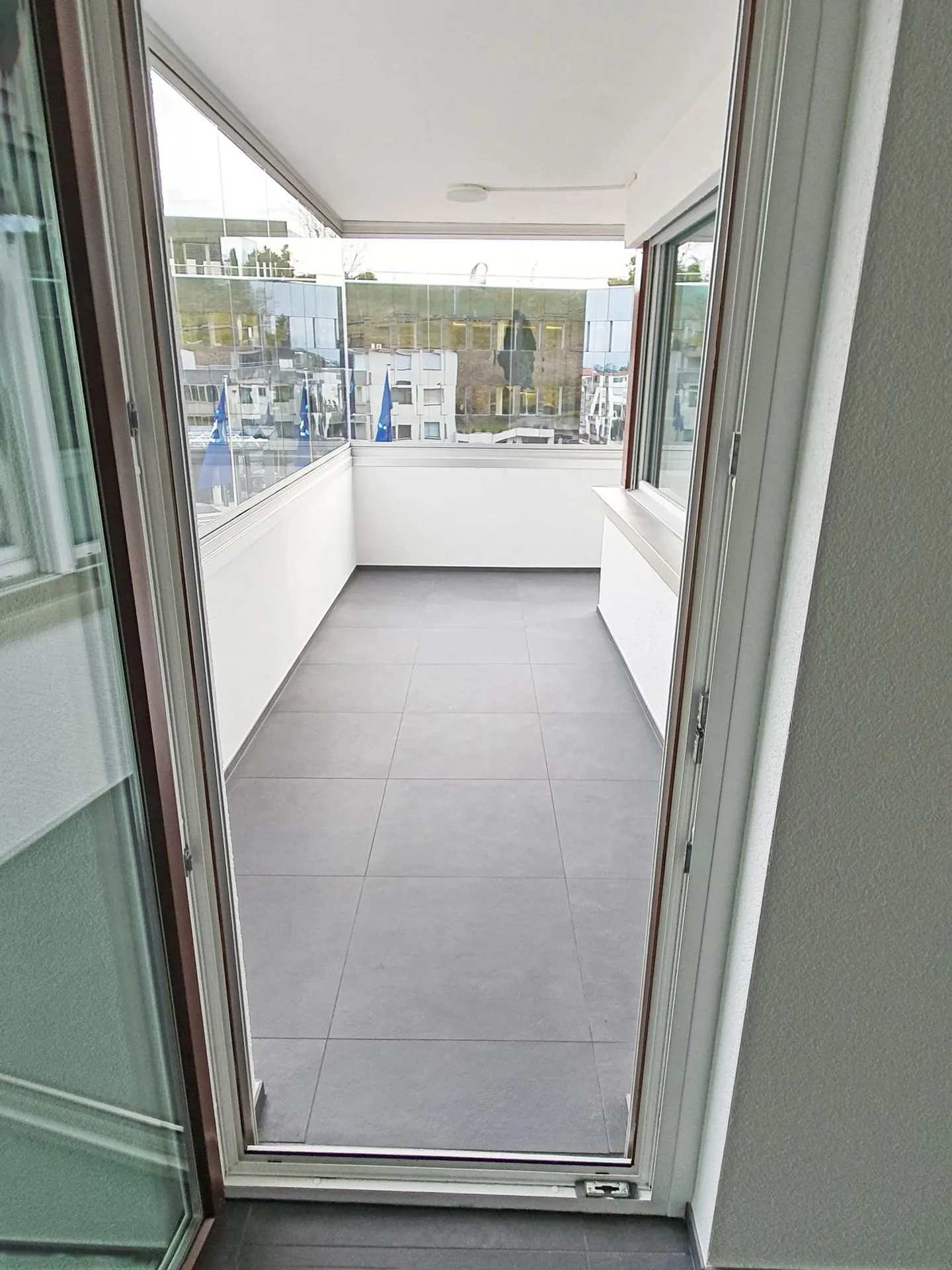 Attractive penthouse apartment with a magnificent view of Lake Zurich in Schindellegi - Photo 4 of 12