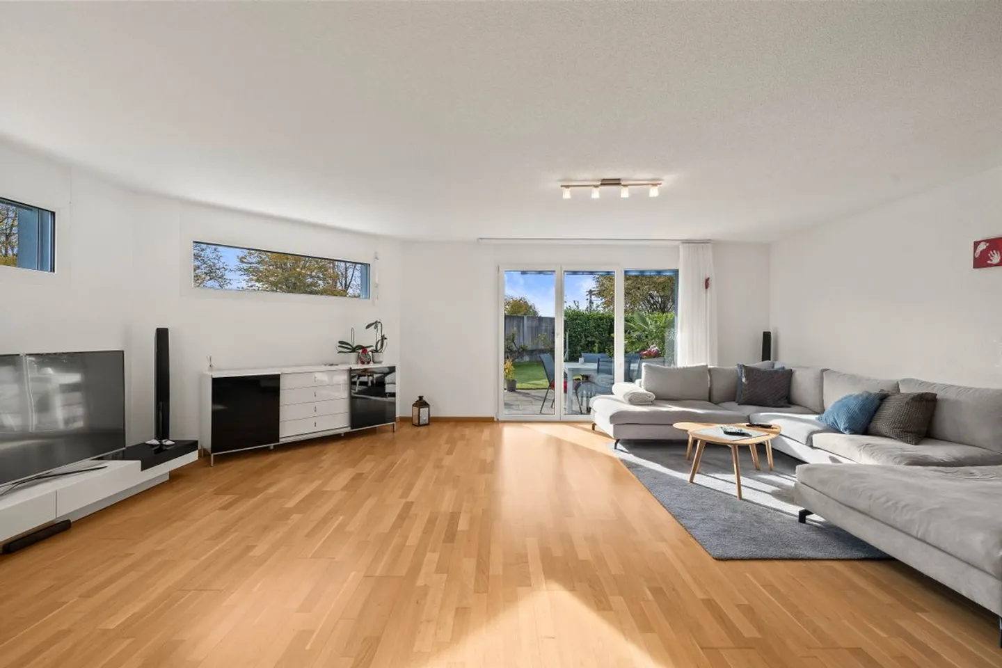 Freistehend, viel Platz für die ganze Familie - Foto 6 von 8