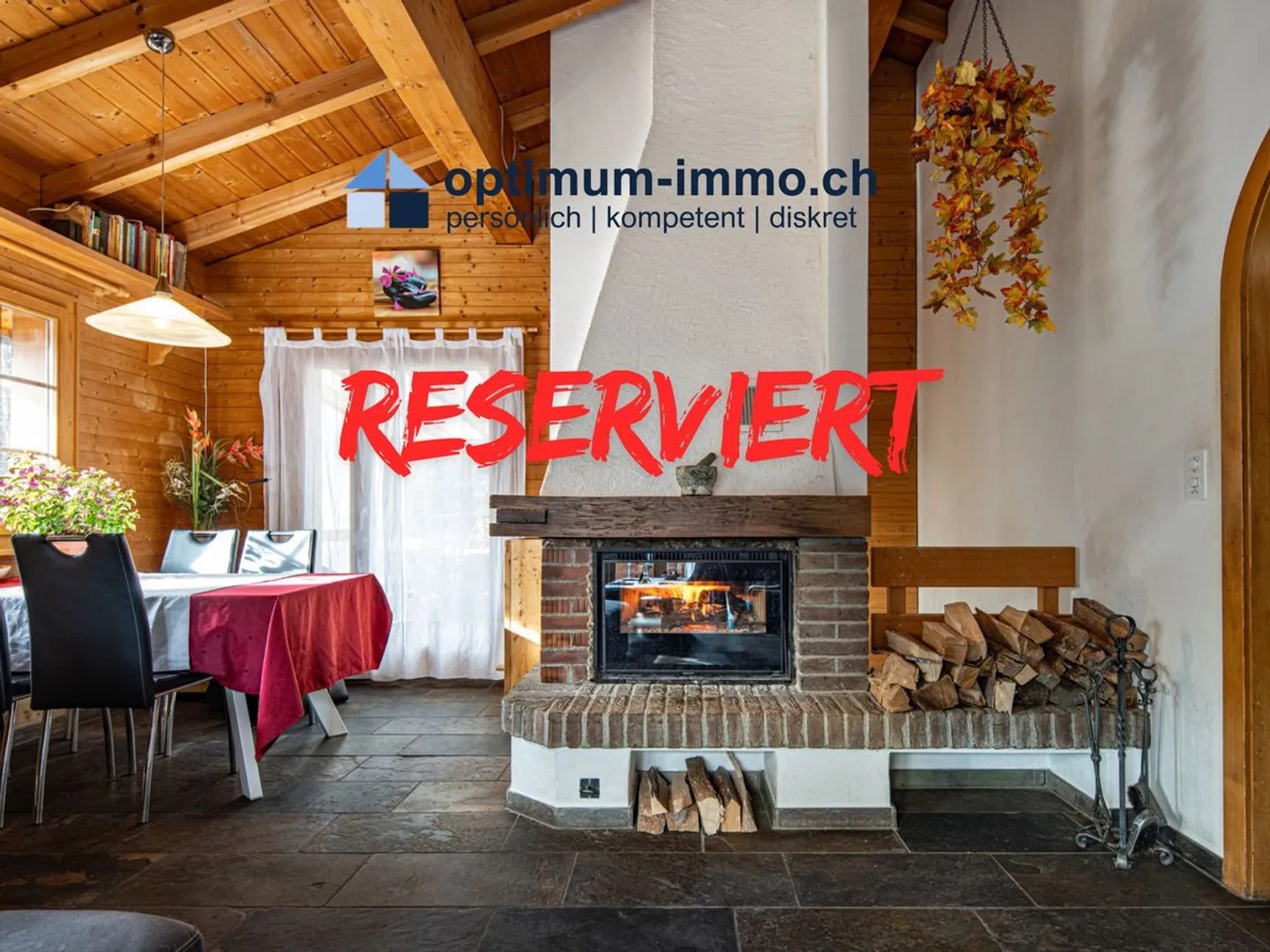 Charming Single-Family Home with Panoramic View of the Grisons Mountains - Photo 1 of 13