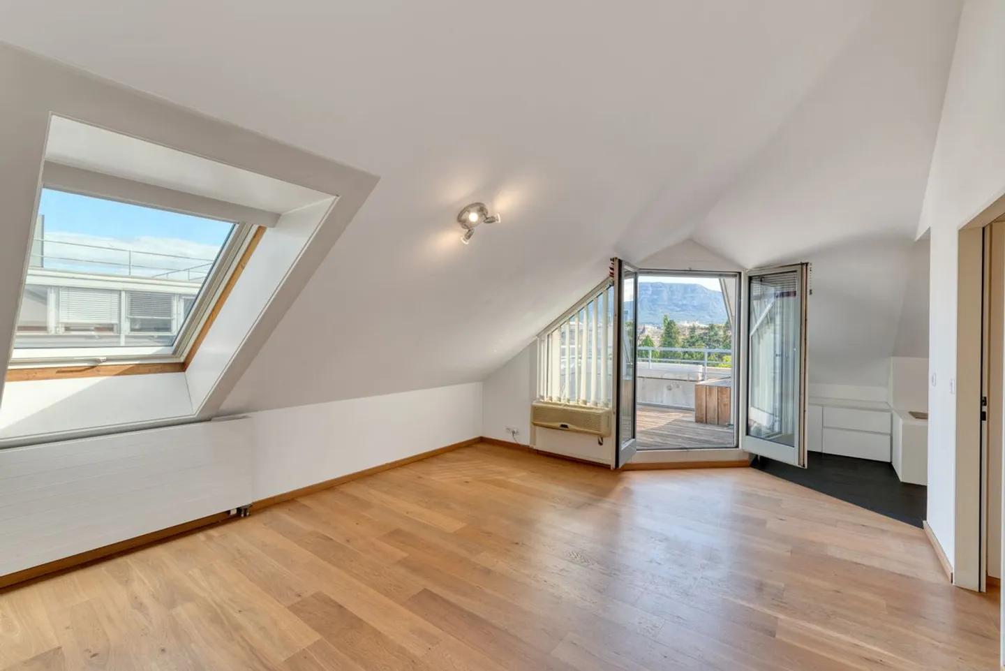 Magnifico attico con vista sul Salève! - Foto 4 di 4