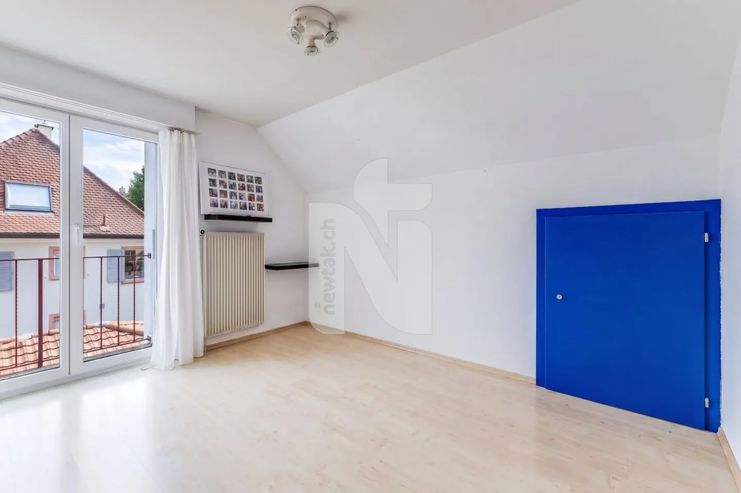 Maison familiale spacieuse avec jardin, garage et système solaire dans un endroit calme et central - Photo 11 sur 13