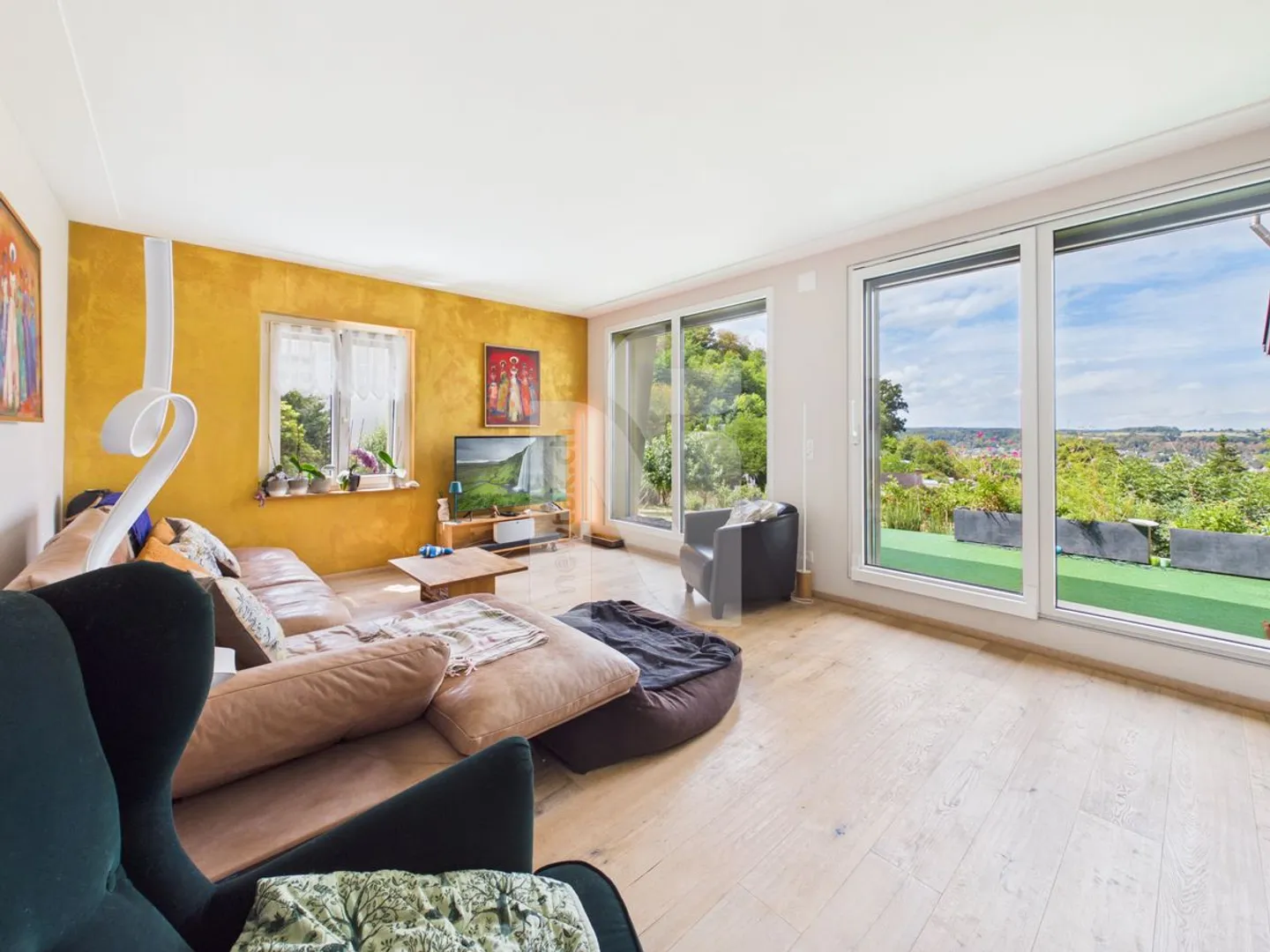 Terreno attraente con proprietà ben curata e vista panoramica a Münchenstein - Foto 8 di 13