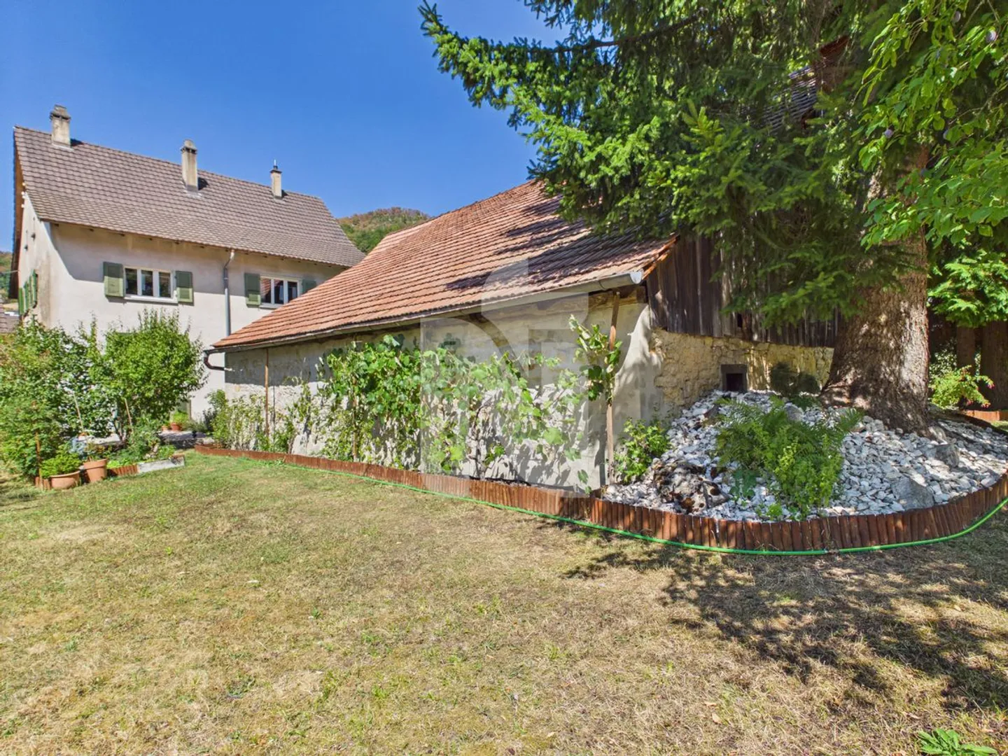 Ein Haus - drei Wohnungen - unzählige Möglichkeiten, ideal für Familien und Anleger - Photo 1 sur 13