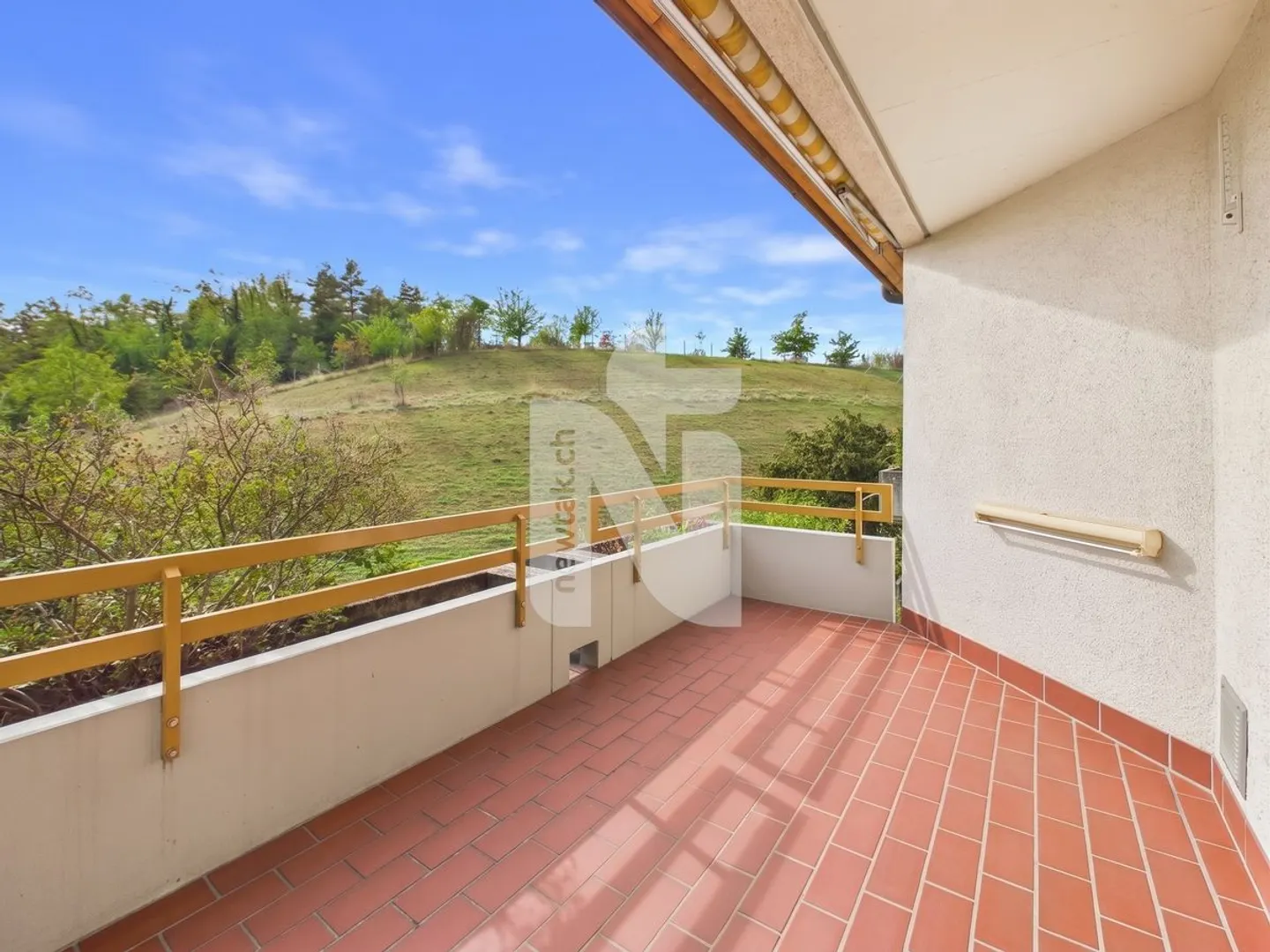 Geräumige Wohnung mit Balkon - Foto 2 von 13