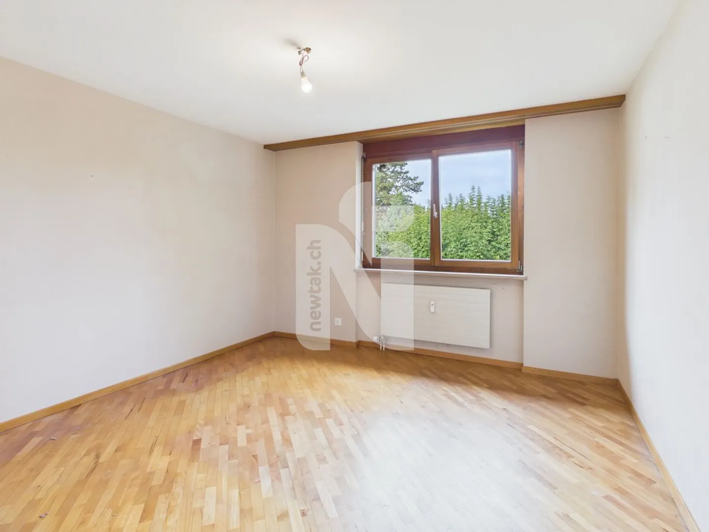 Geräumige Wohnung mit Balkon - Foto 7 von 13