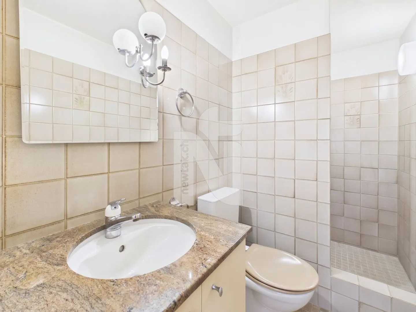 Geräumige Wohnung mit Balkon - Foto 11 von 13