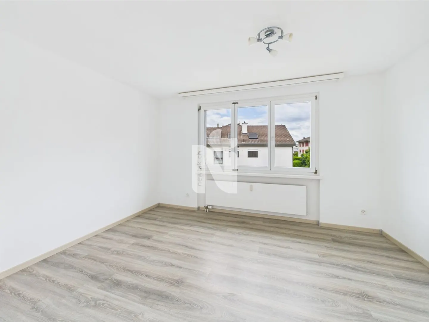 Frisch renovierte Maisonettewohnung im Herzen von Aesch - Photo 5 sur 12