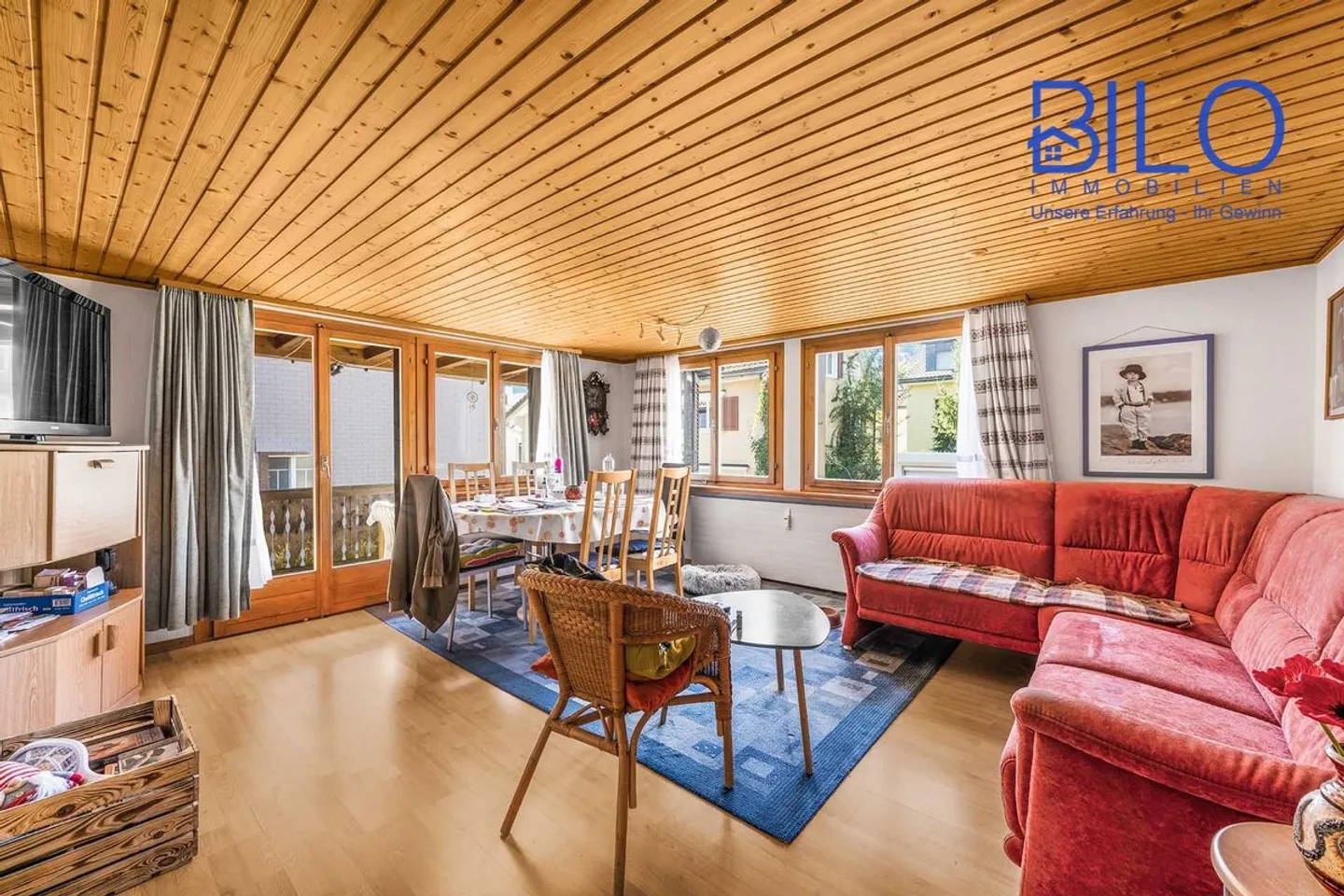 Cozy apartment with two bedrooms for sale in Neu St. Johann - Photo 3 of 9