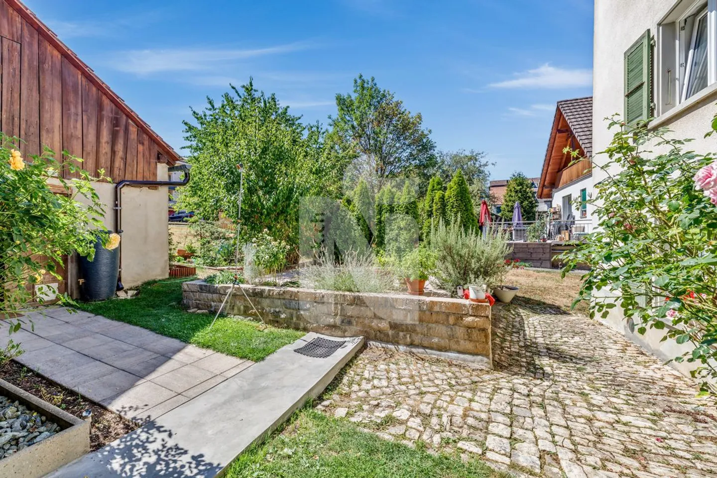Ein Haus - drei Wohnungen - unzählige Möglichkeiten, ideal für Familien und Anleger - Photo 3 sur 13