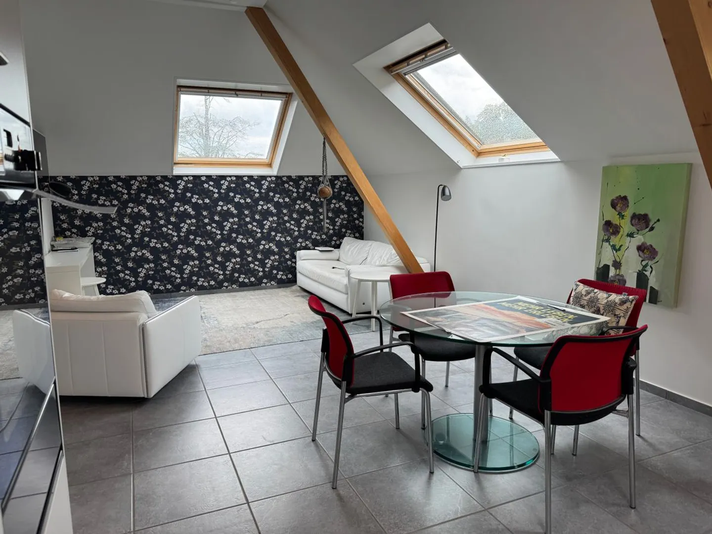 Einmalige Gelegenheit - Lichtdurchflutete Wohnung mit privater Dachterrasse über Zürich - Foto 3 von 13