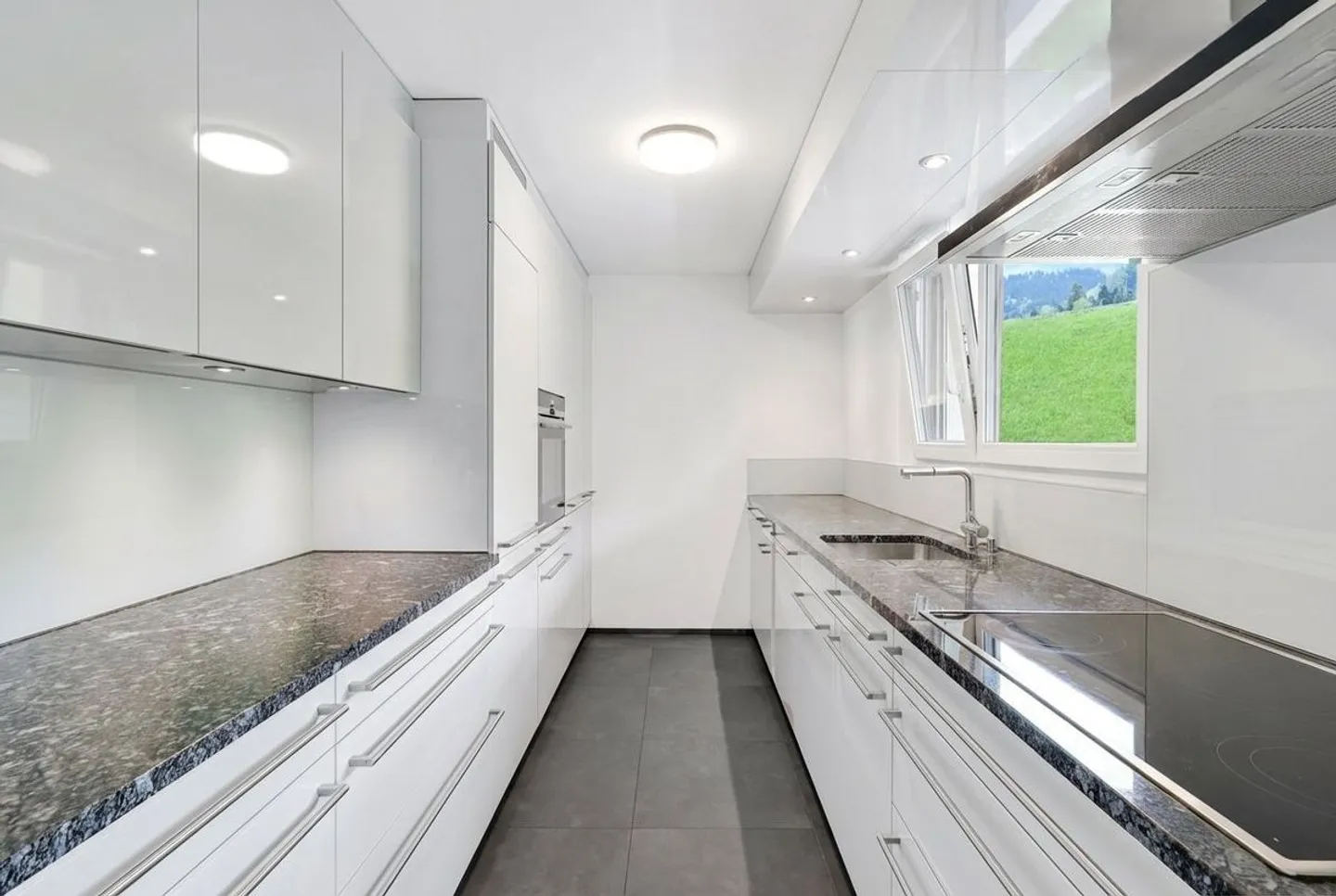 Appartamento attico attraente con una magnifica vista sul lago di Zurigo a Schindellegi - Foto 6 di 12