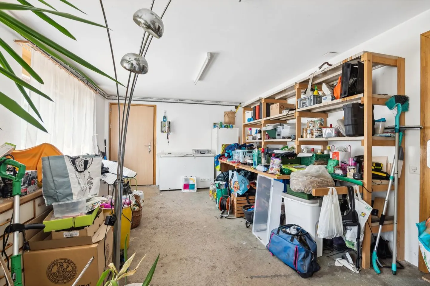 Großes, vollständig renoviertes 6,5-Zimmer-Haus am Eingang des Dorfes Eschert - Foto 7 von 7
