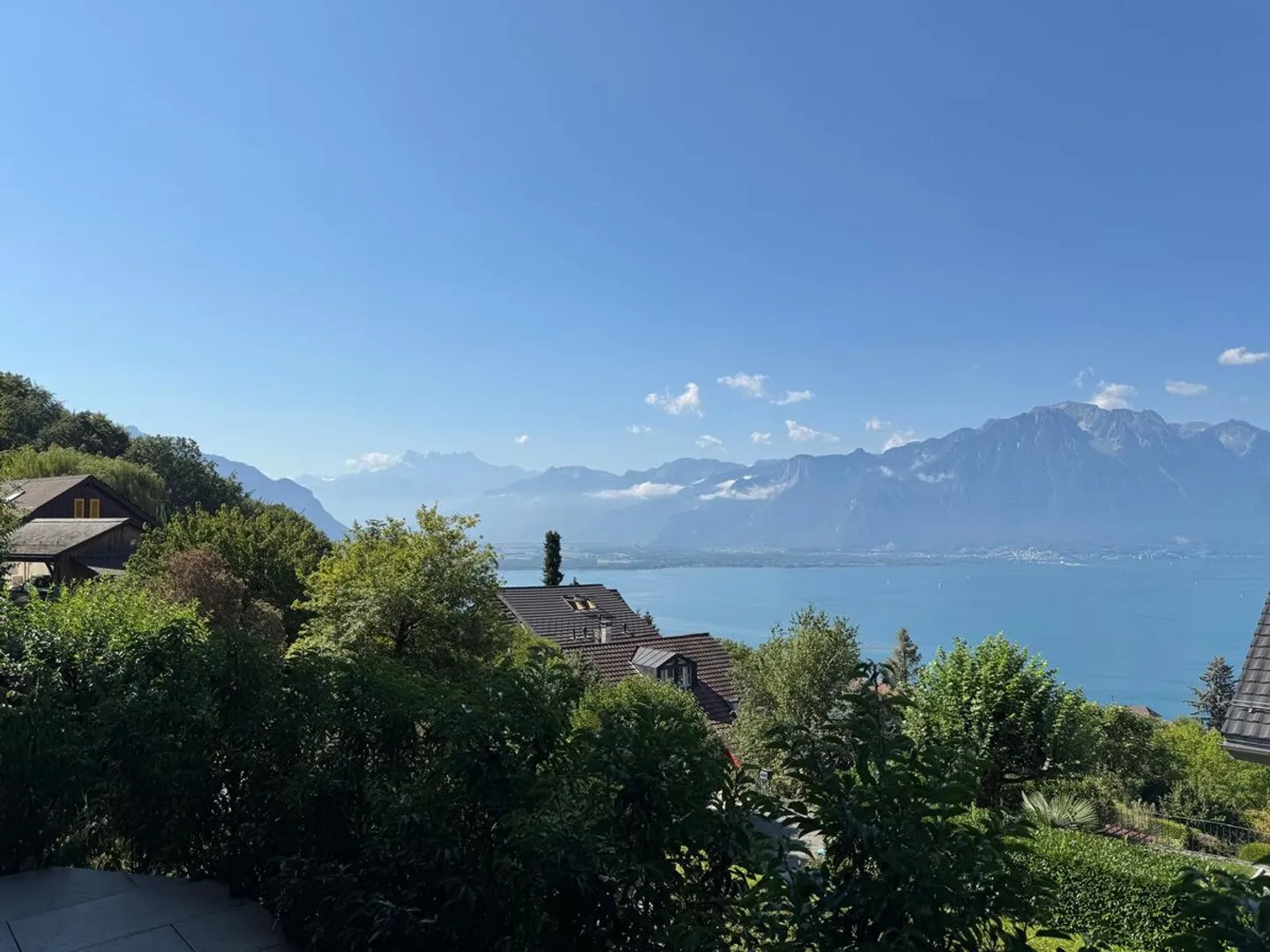 Magnificent Detached Villa - Panoramic View of Lake Geneva and the Alps - Photo 1 of 6