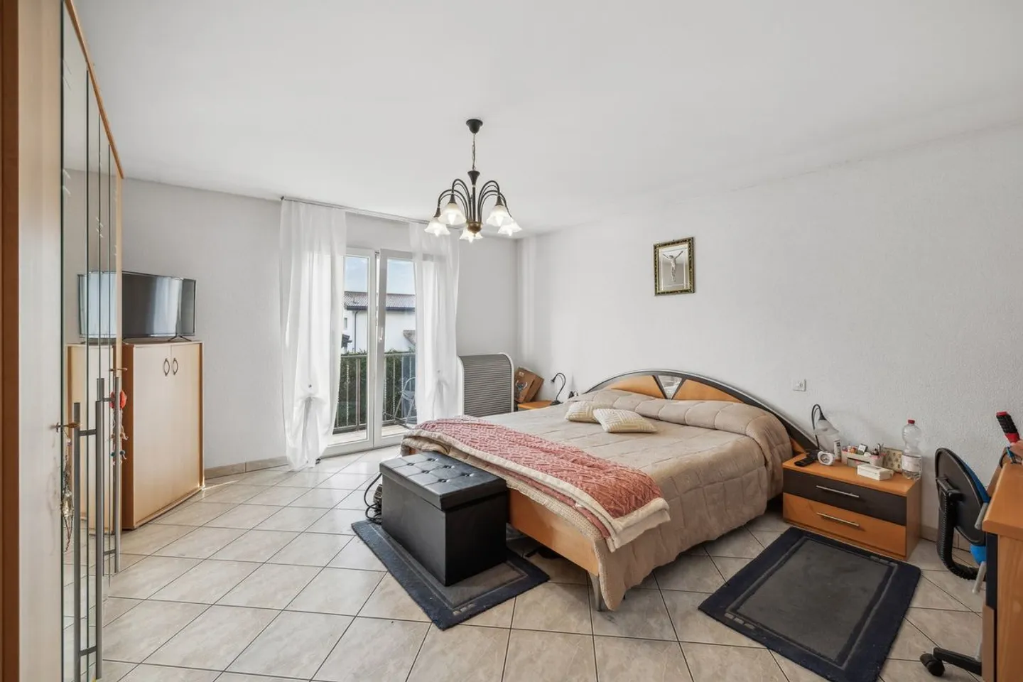 CHARMANTE VILLA FAMILIALE DANS UN QUARTIER RESIDENTIEL - Photo 5 sur 6