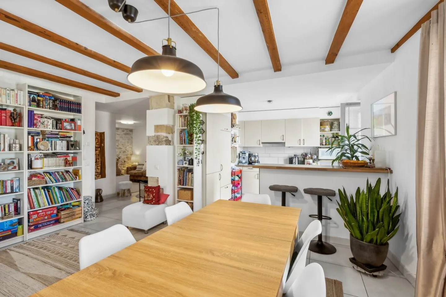 Splendide propriété mulit-familiale à deux pas du lac - Photo 8 sur 13