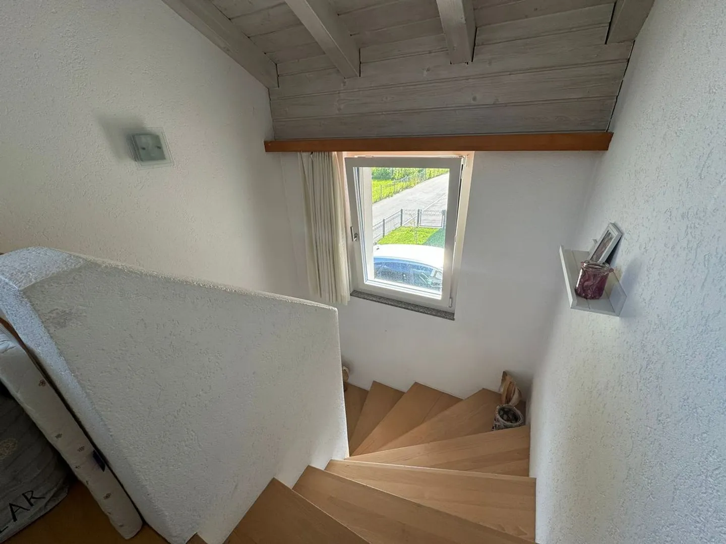 Casa unifamiliare idilliaca in posizione tranquilla - appena ristrutturata e pronta per essere abitata - Foto 11 di 13