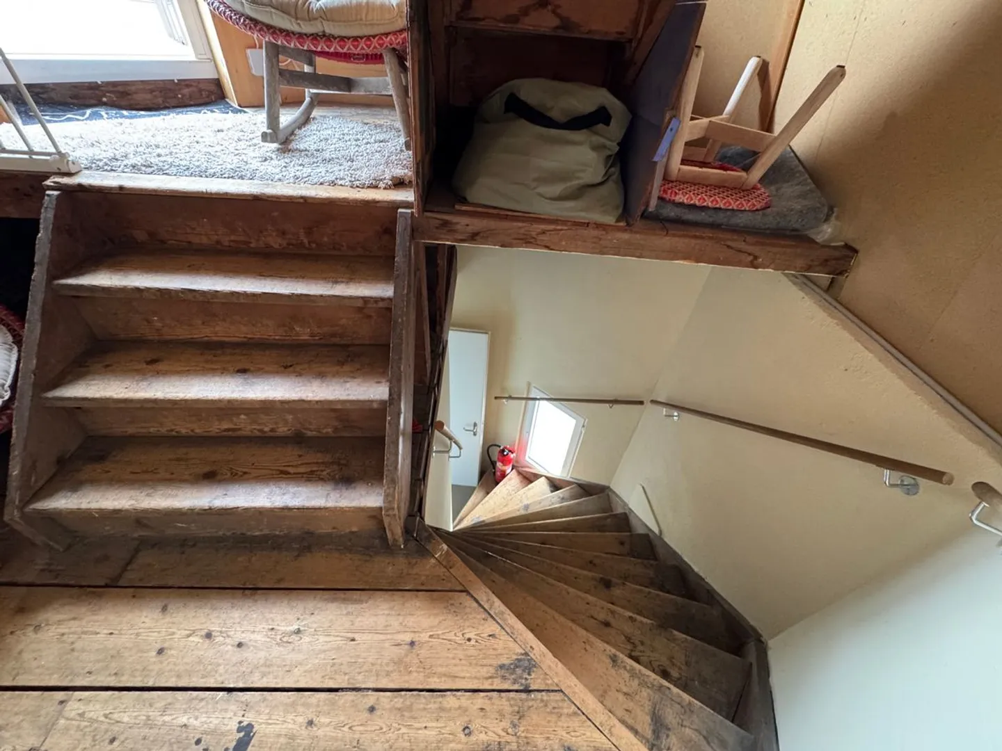 Einmalige Gelegenheit - Lichtdurchflutete Wohnung mit privater Dachterrasse über Zürich - Foto 12 von 13