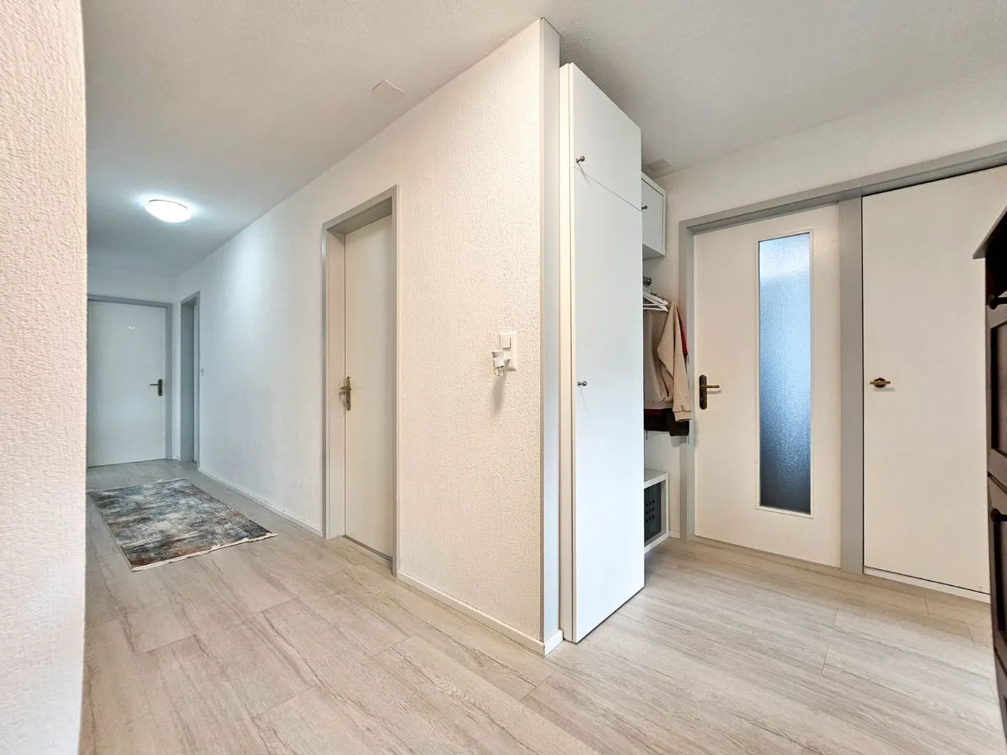 Attraktive 6-Zimmerwohnung mit 128 m² an zentraler Lage in Bazenheid - Foto 10 von 13