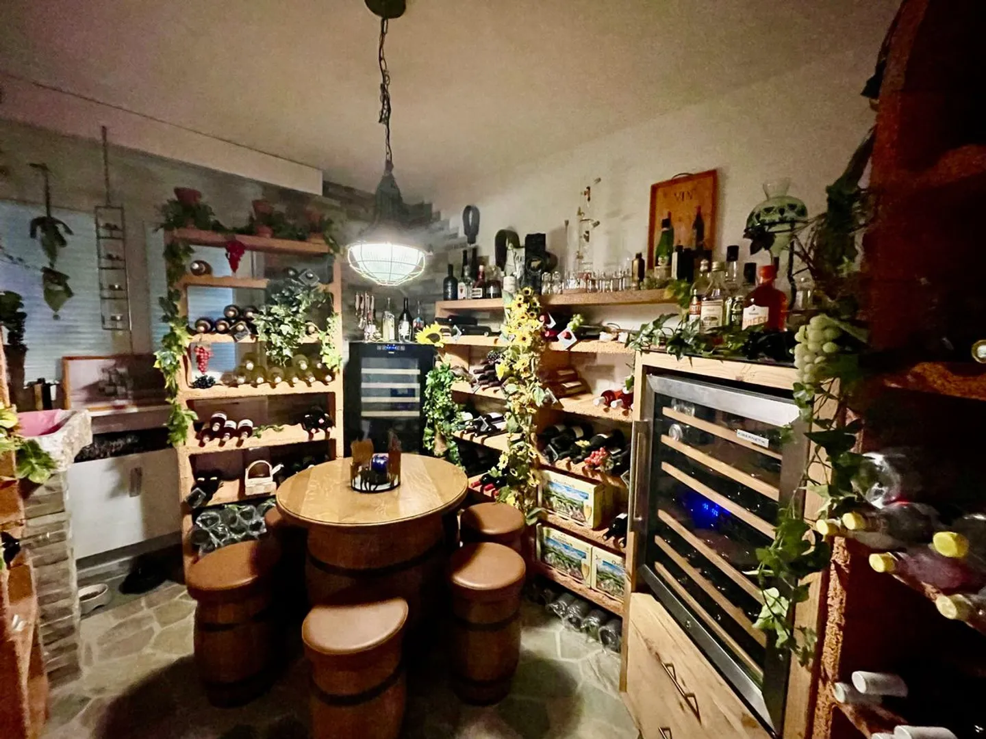 Totally renovated - a gem for chilling - Photo 2 of 6