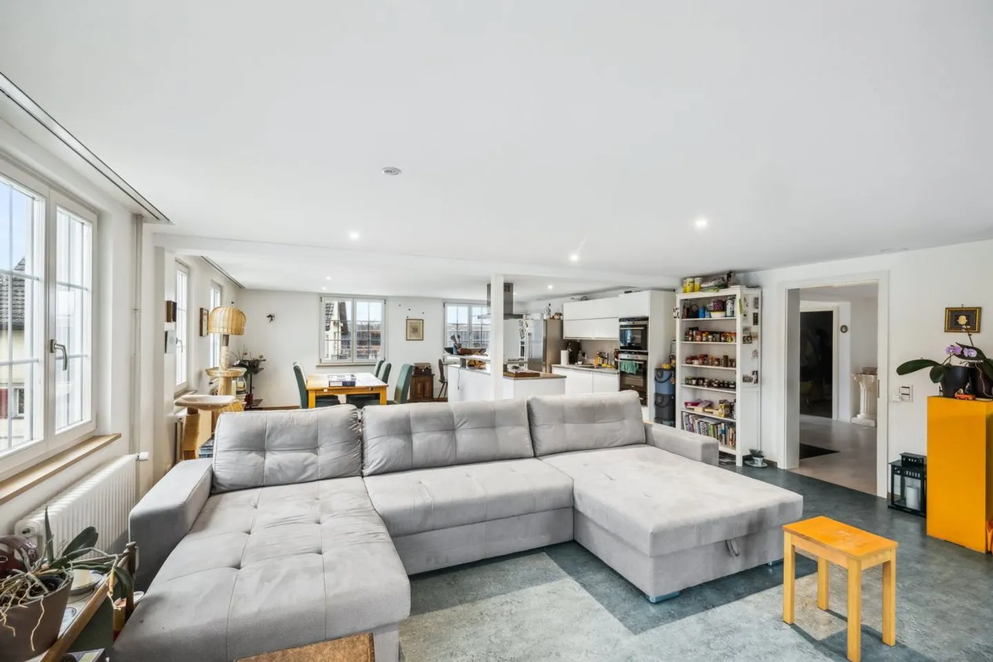 Appartamento Familiare con Grande Balcone - Foto 5 di 6