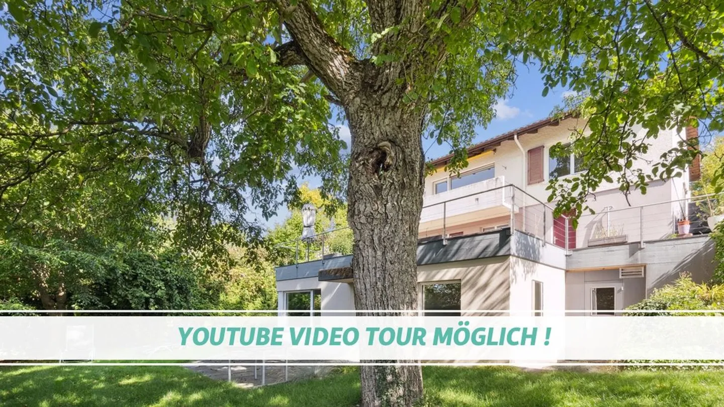 Single-family home with a separate apartment - Photo 2 of 13
