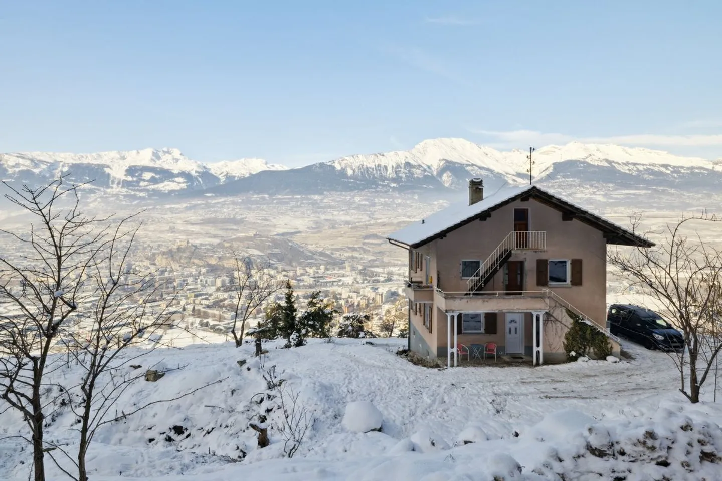 Appartamento 3.5 locali con soffitta sulle alture di Sion - Foto 1 di 11