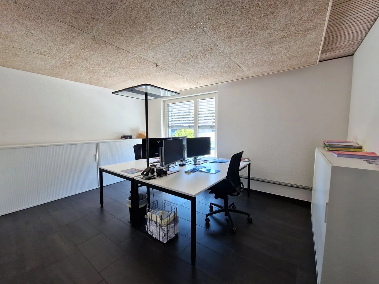 Bright with elevator and large terrace - Photo 5 of 8