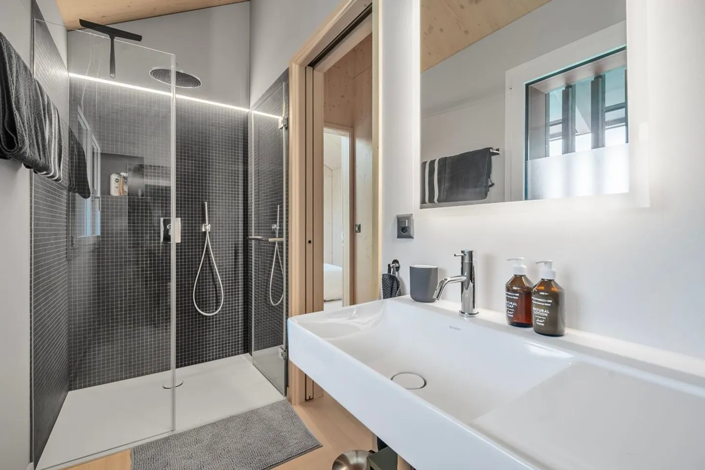 Hochwertiges Alpine-Chalet in der Natur - Foto 10 von 13