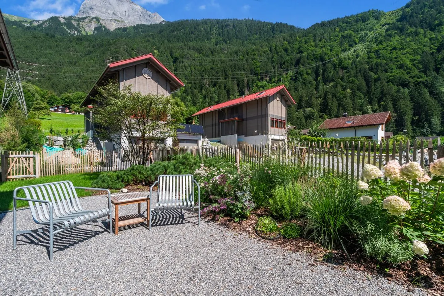 Hochwertiges Alpine-Chalet in der Natur - Foto 3 von 13