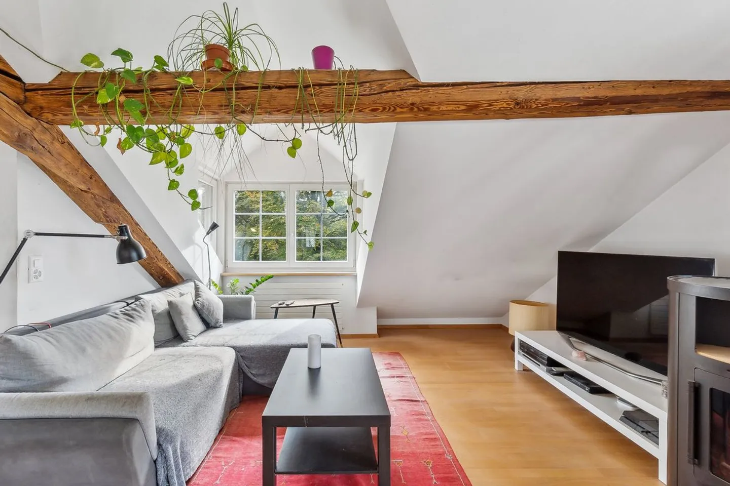 Attico-Maisonette direttamente sul Lago di Zurigo - Un rifugio per individualisti - Foto 4 di 9