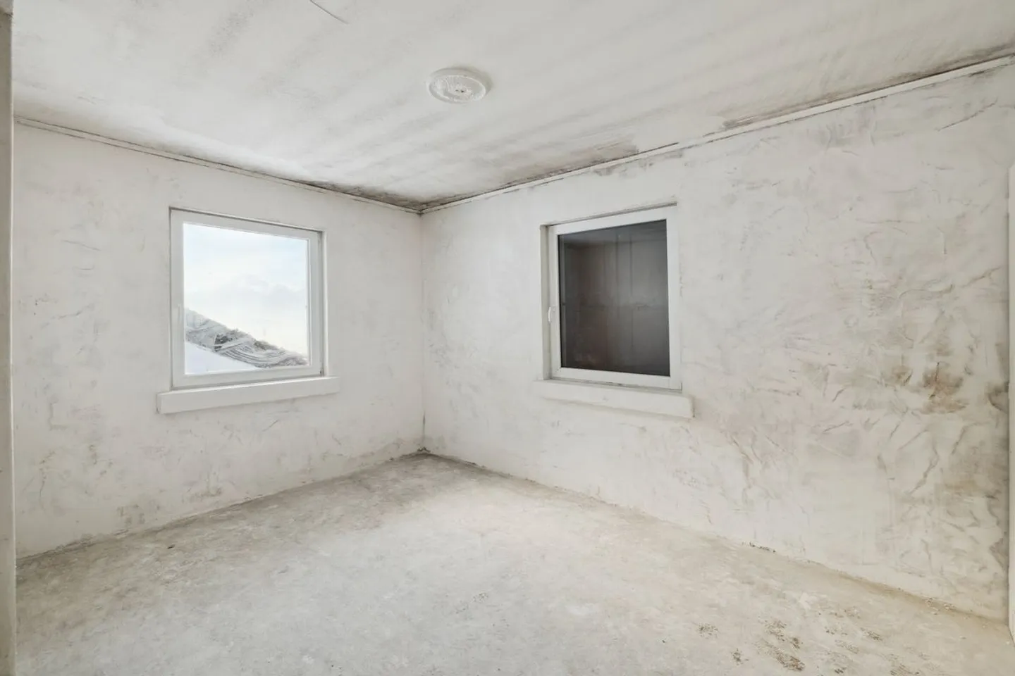 Appartamento 3.5 locali con soffitta sulle alture di Sion - Foto 8 di 11