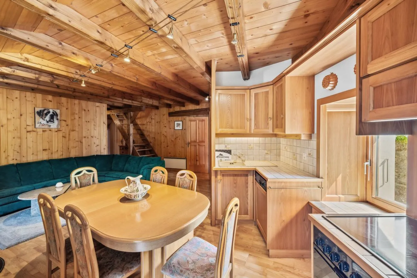 Nische im Herzen der Berge - 6,5-Zimmer-Wohnung in Bourg-St-Pierre - Foto 3 von 4