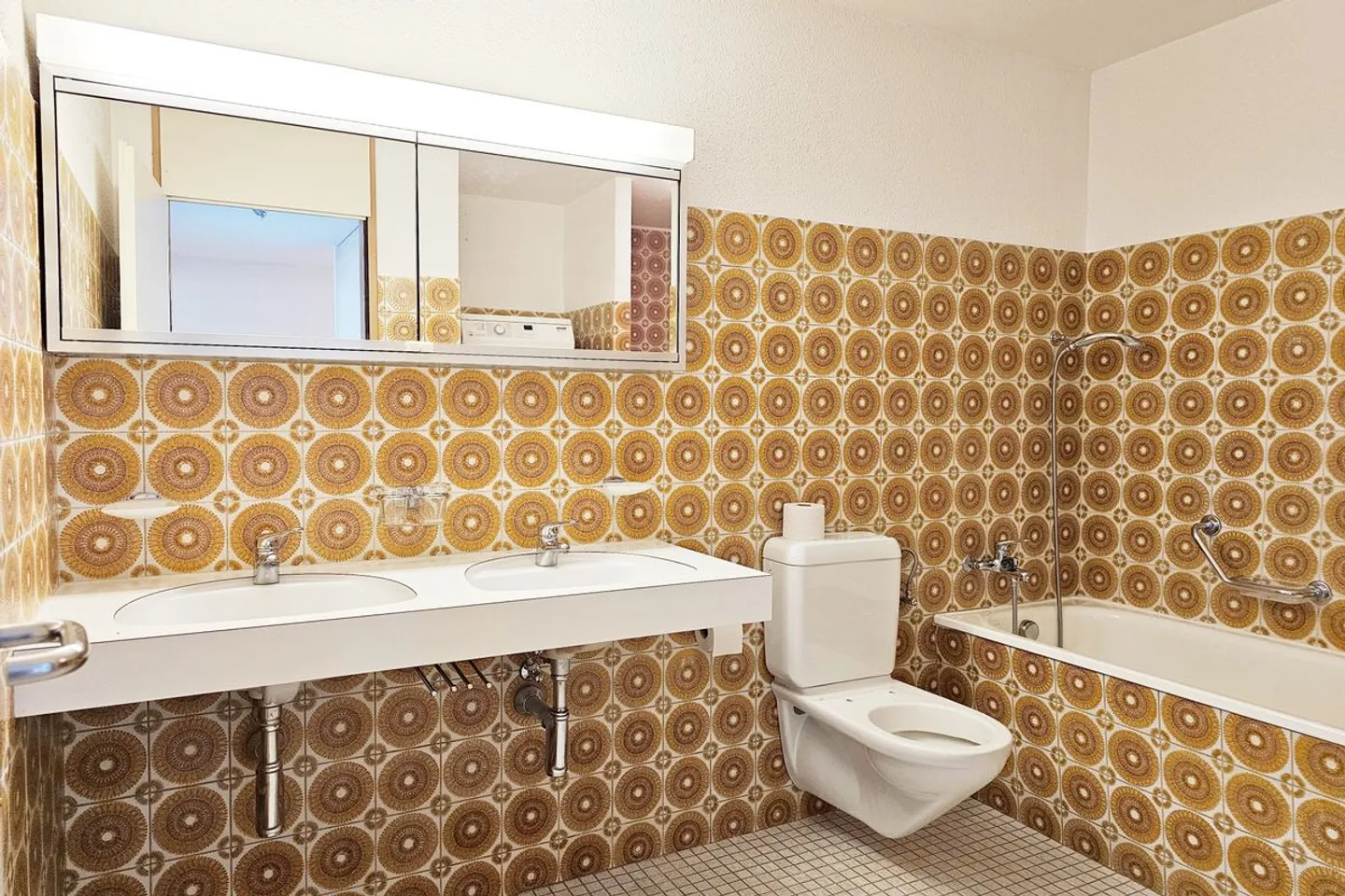 Gemütliche 3.5-Zimmer-Wohnung mit Balkon an ruhiger sonniger Lage - Foto 10 von 13