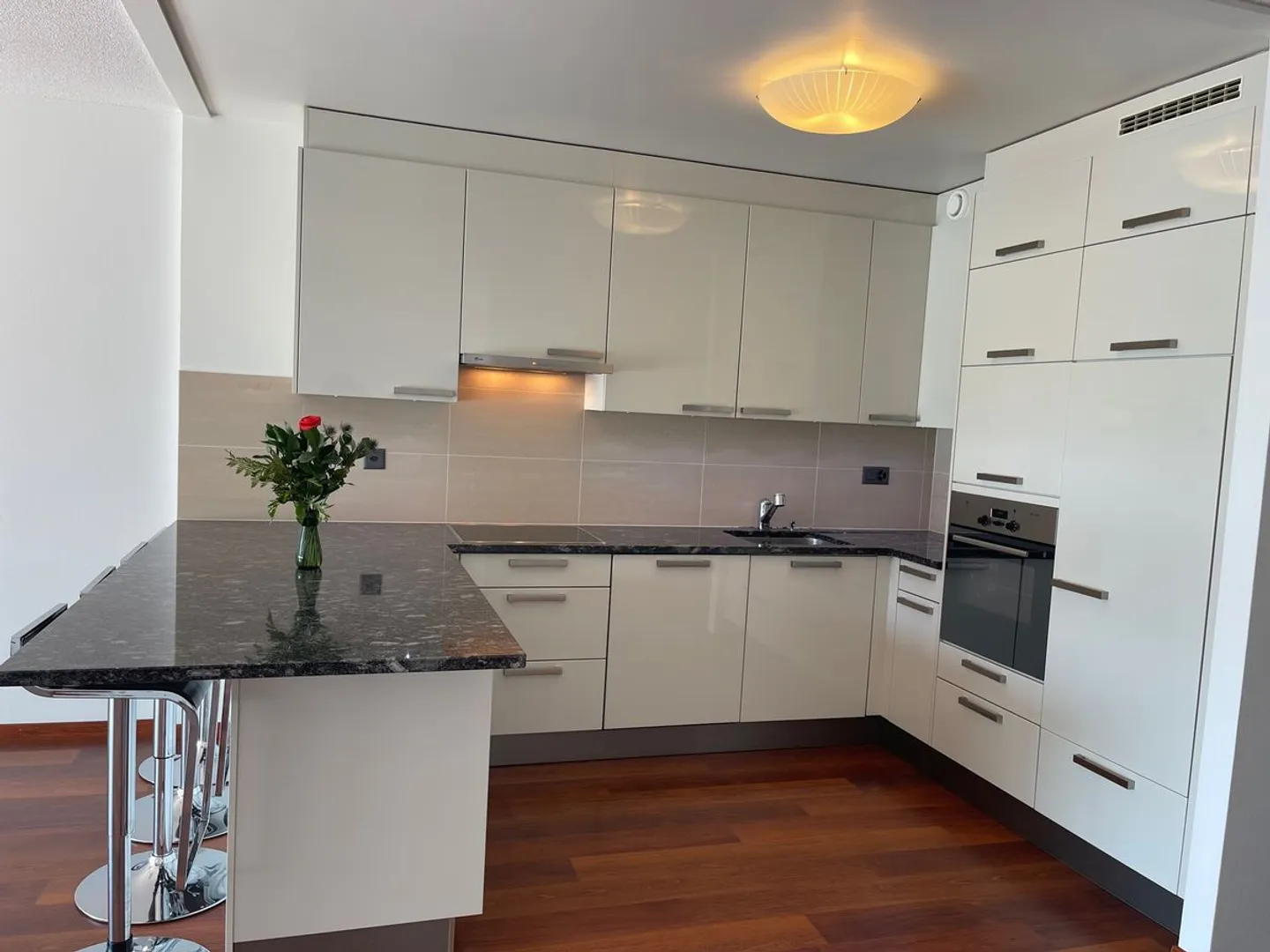 Eine schöne Wohnung in der Nähe von allem - Foto 1 von 5