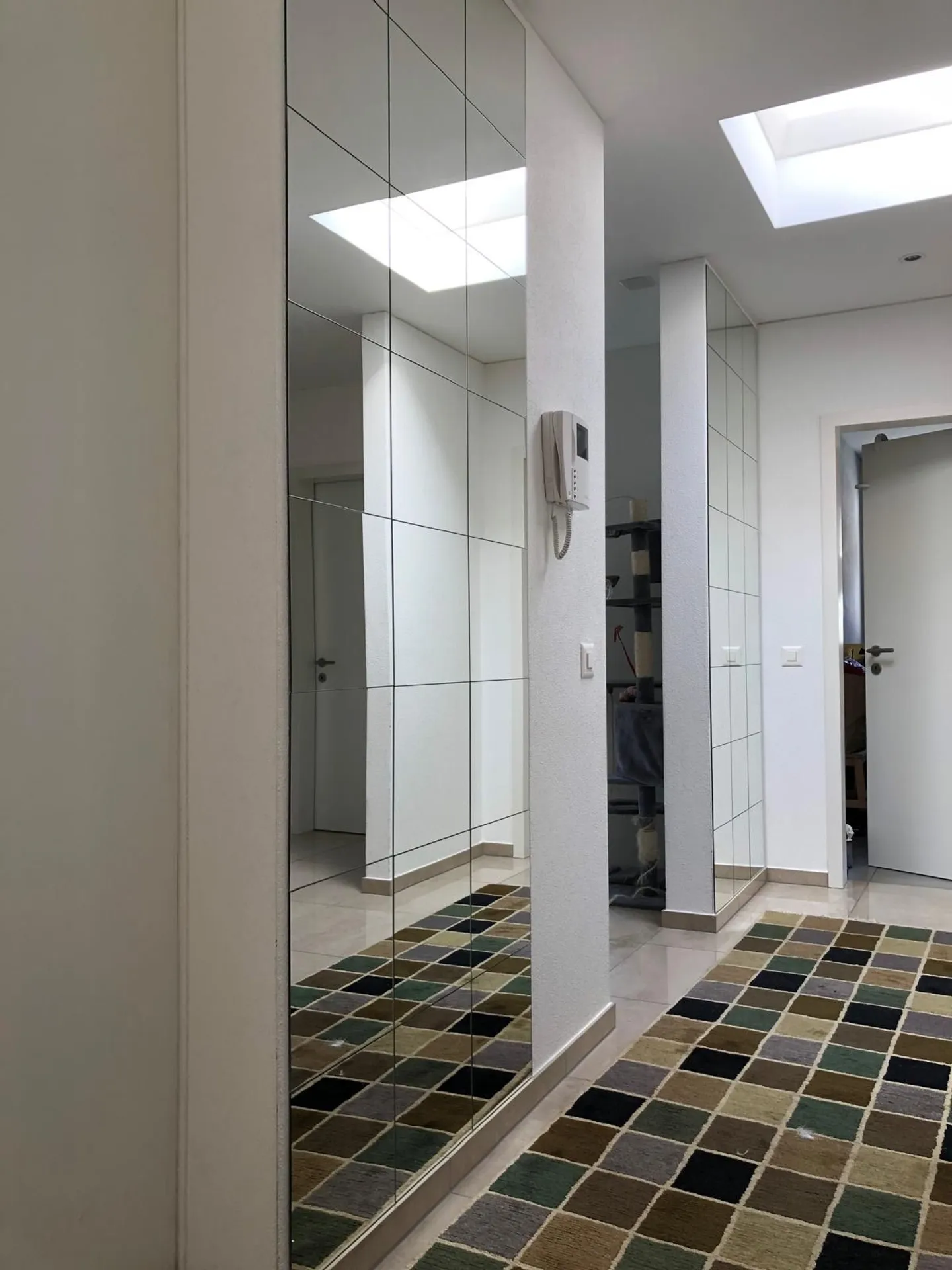 Penthouse mit 4,5 Zimmern und Aussicht in Monte Carasso - Foto 3 von 12