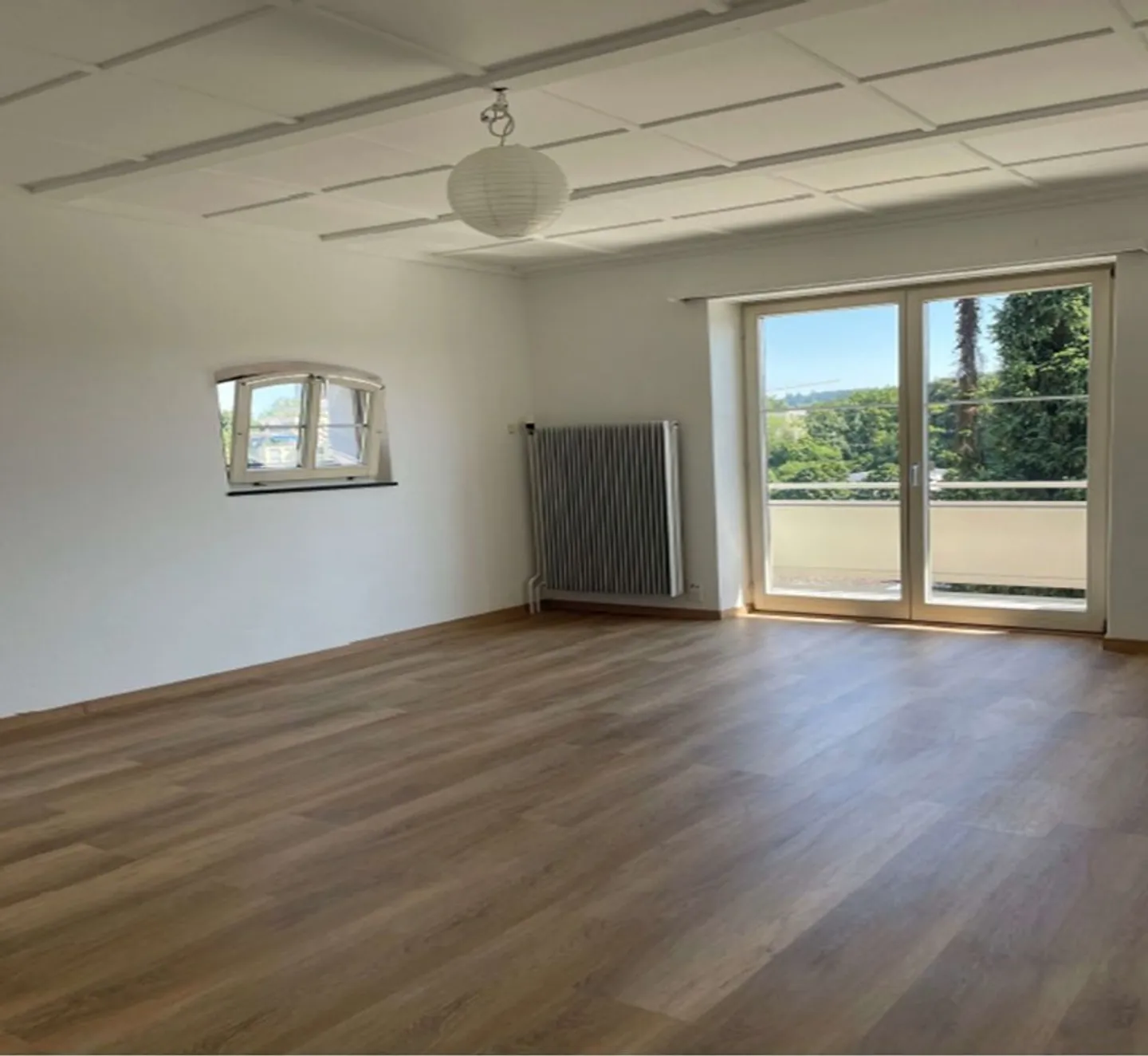 Casa plurifamiliare con 8 appartamenti e potenziale in vendita a Sciaffusa - Foto 5 di 5