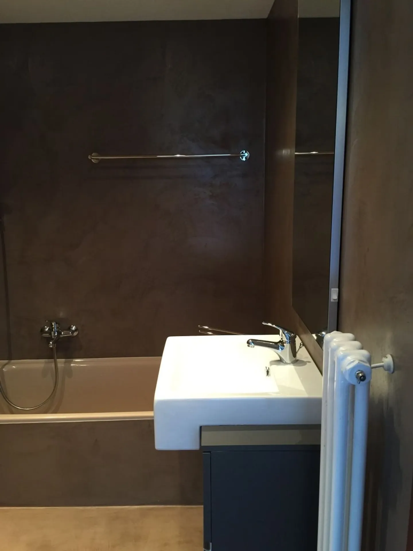 Charmant appartement de 2,5 pièces avec vue sur le lac à Bissone - Photo 9 sur 11