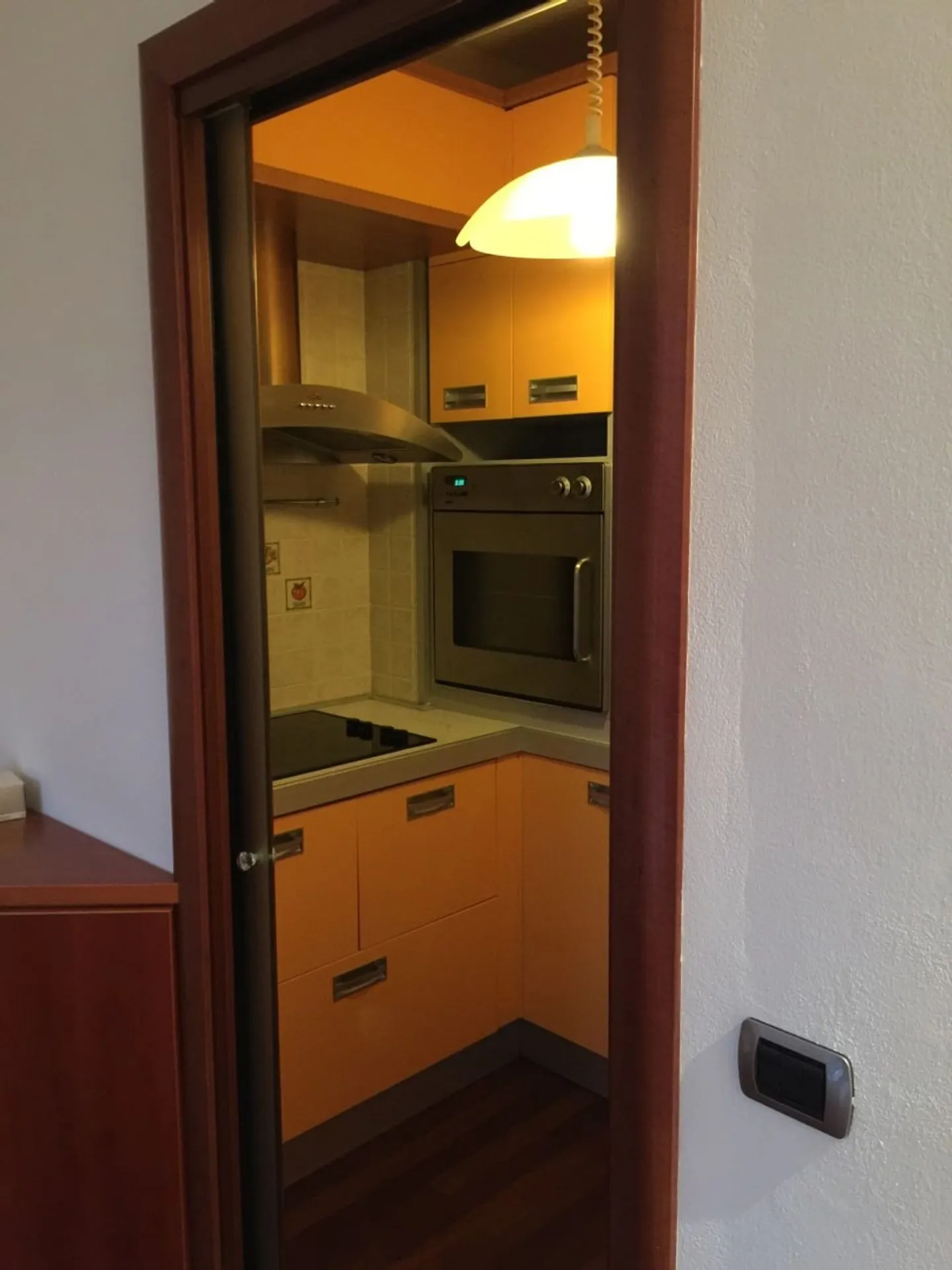 Charmant appartement de 2,5 pièces avec vue sur le lac à Bissone - Photo 11 sur 11