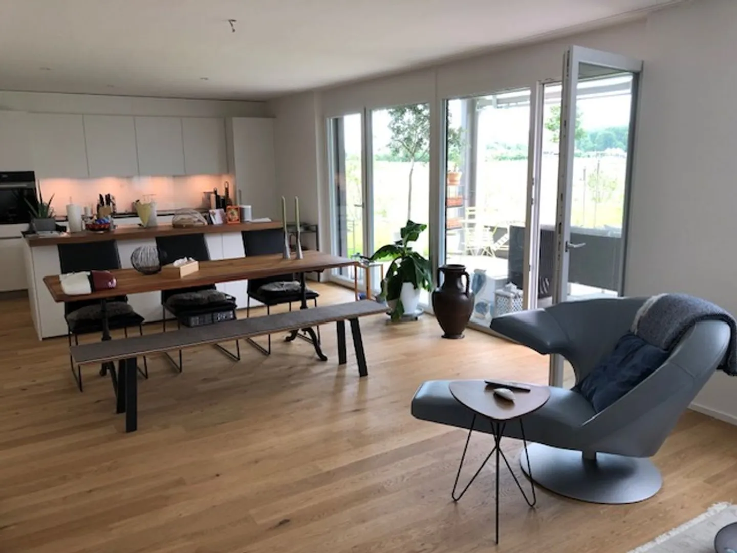 Chambre lumineuse avec salle de bain privée à louer, proche de la nature avec vue à Müllheim - Photo 6 sur 9