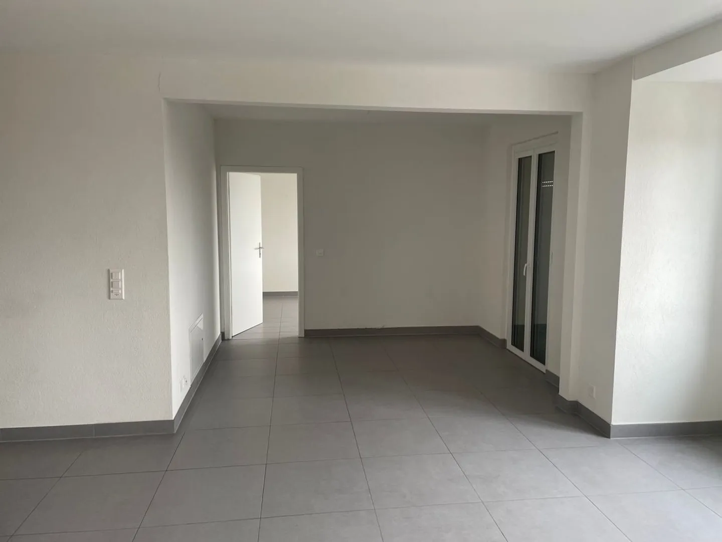 Wunderschöne 3,5-Zimmer-Wohnung im Stadtzentrum/CHUV - Foto 2 von 6