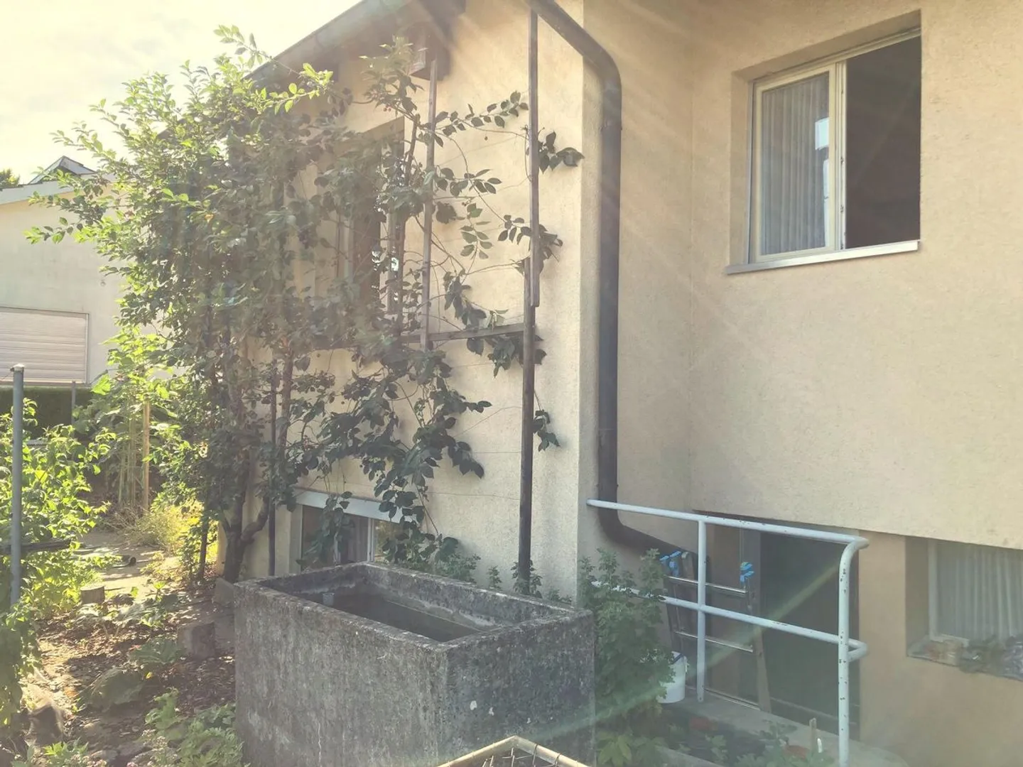 Charmantes 6.5-Zimmer-Einfamilienhaus mit Garten in Ostermundigen - Photo 5 sur 13