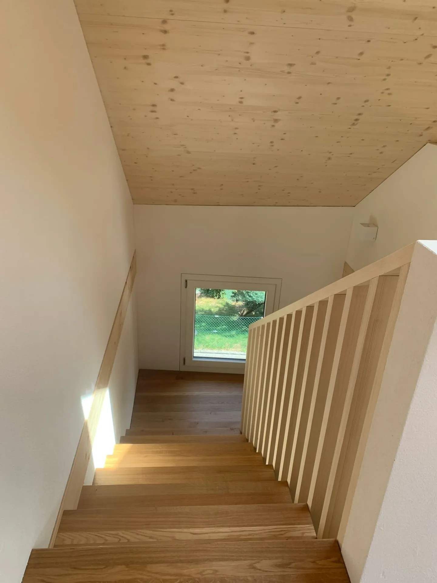 Charmantes Reihenhaus mit Aussicht - Foto 8 von 9