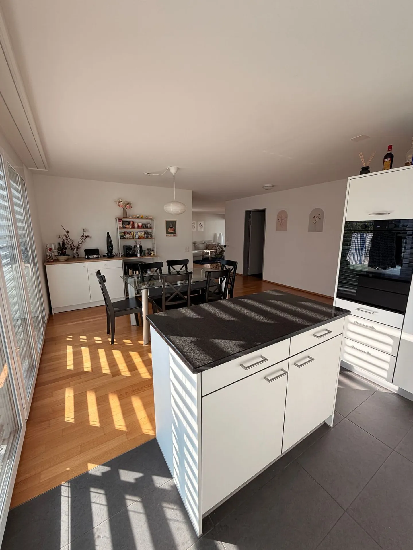 4,5-Zimmer-Wohnung mit Aussicht in Zürich - Foto 4 von 13